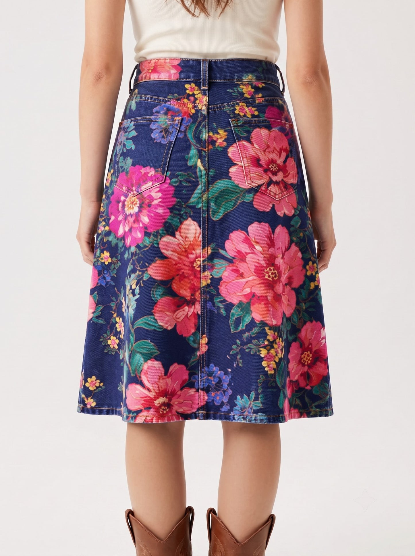 Lariat Thistle Dark RB-SKT03 – Back View – Riley – dark indigo denim