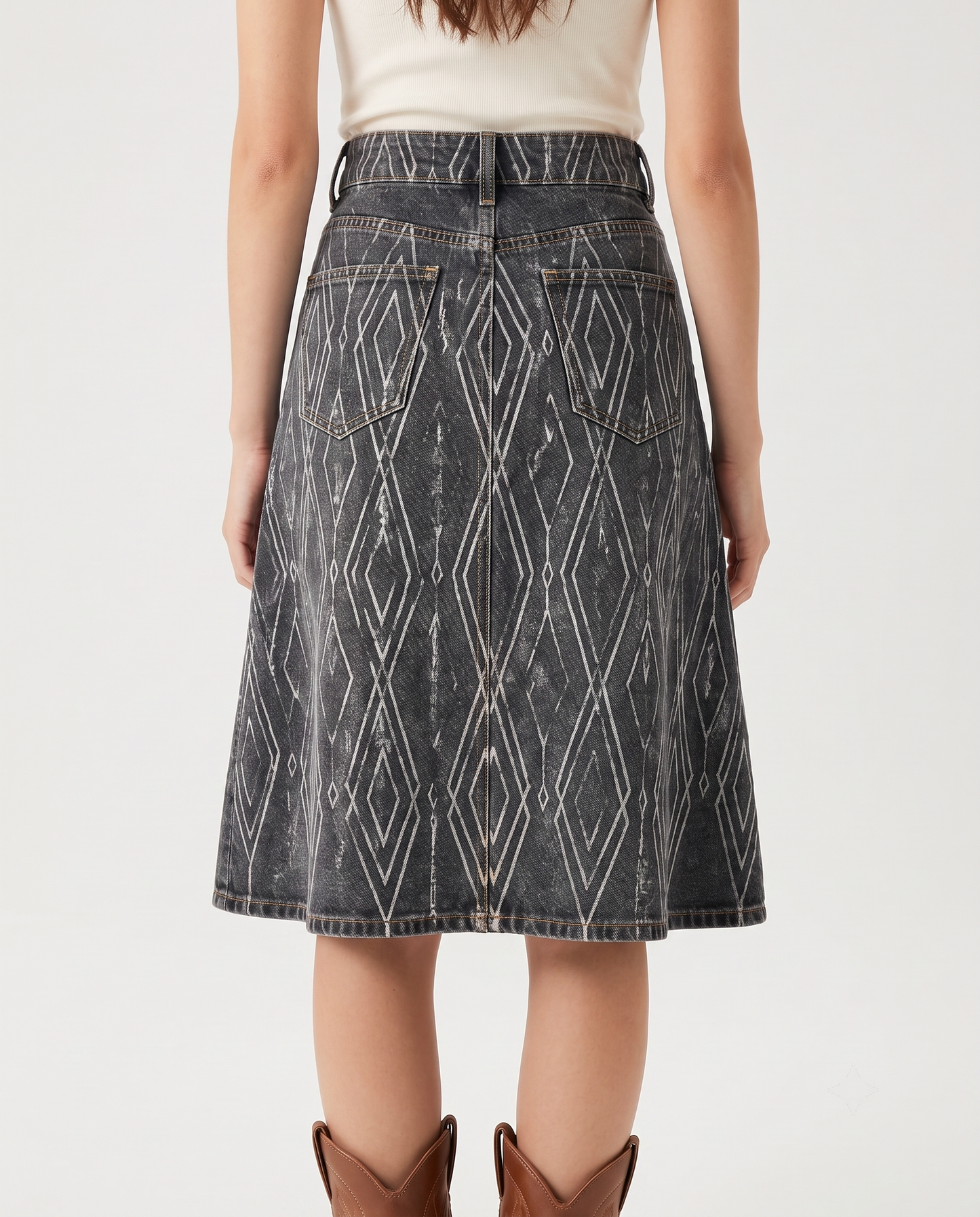 Dark Gray Diamonds RB-SKT03 – Back View – Jessie – Dark Gray