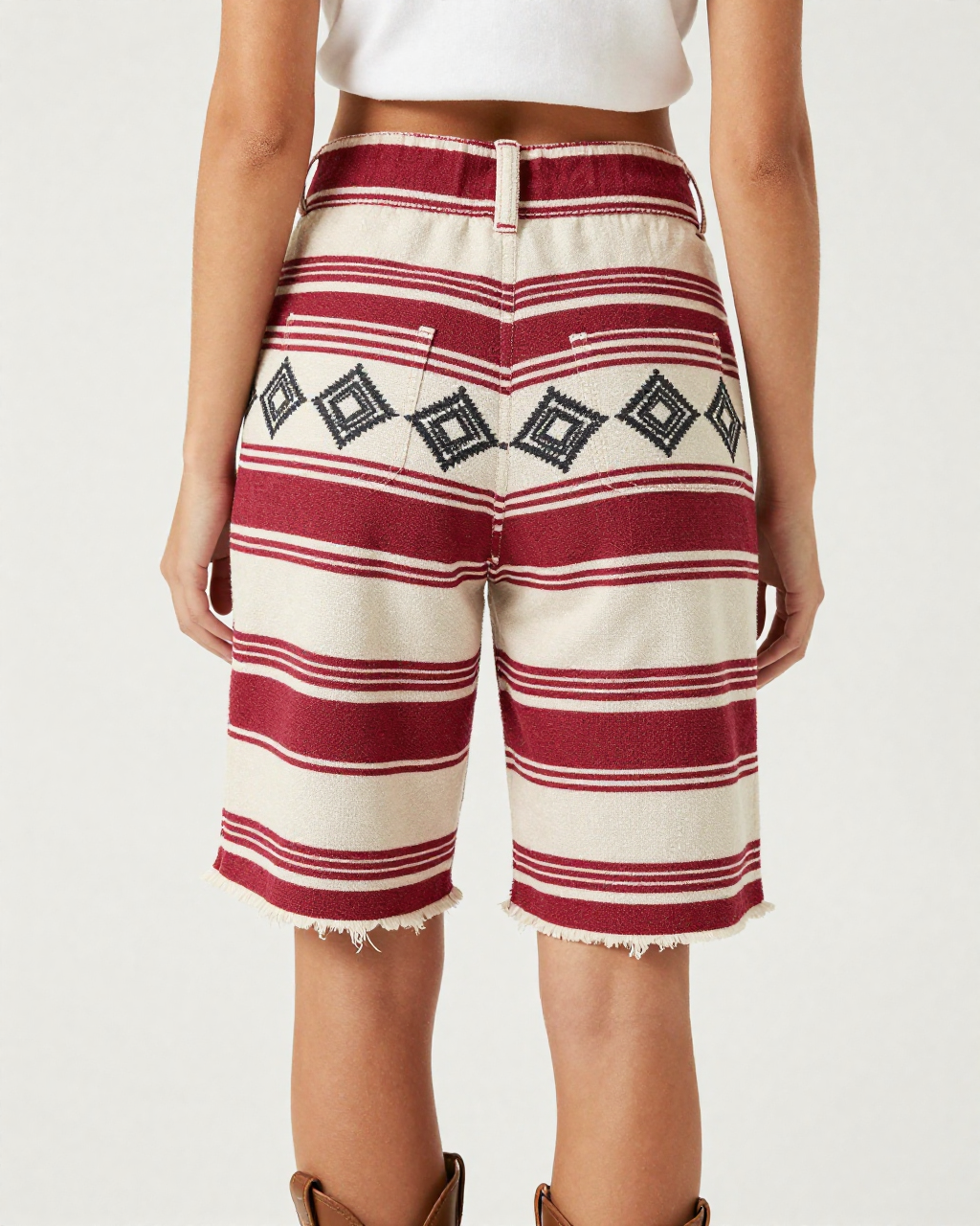 Cinnabar Ivory Chief Blanket RB-BOT08 – Back View – Jessie – Red