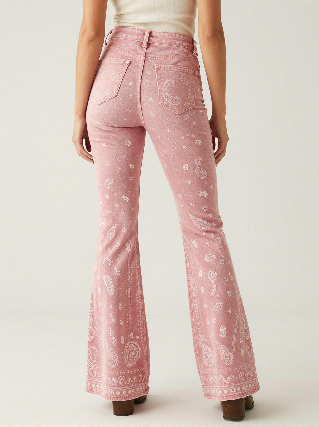 Dusty Pink Bandana RB-BOT04 – Back View – Jessie – Dusty Rose / White