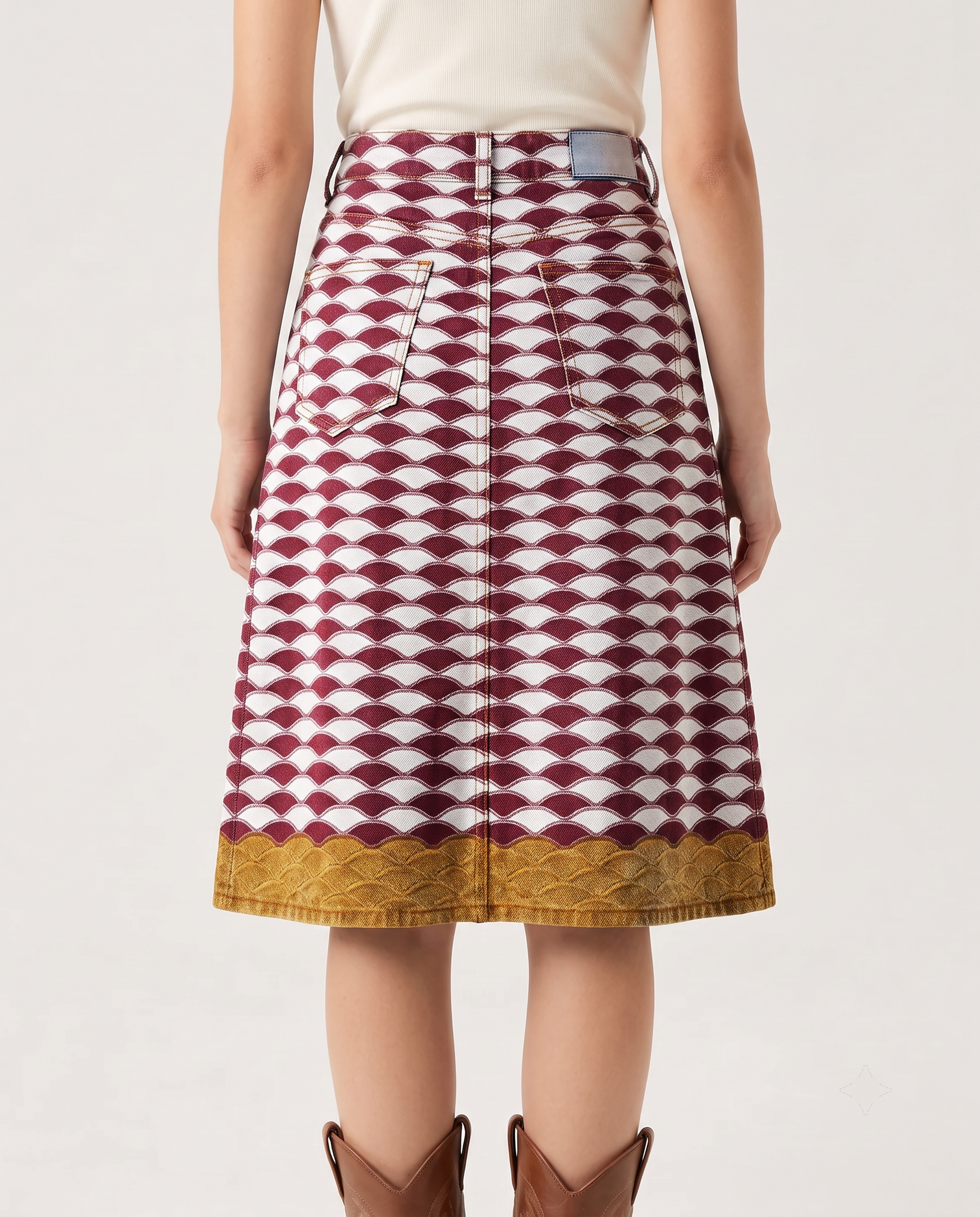 Desert Ripple RB-SKT03 – Back View – Riley – Maroon and White