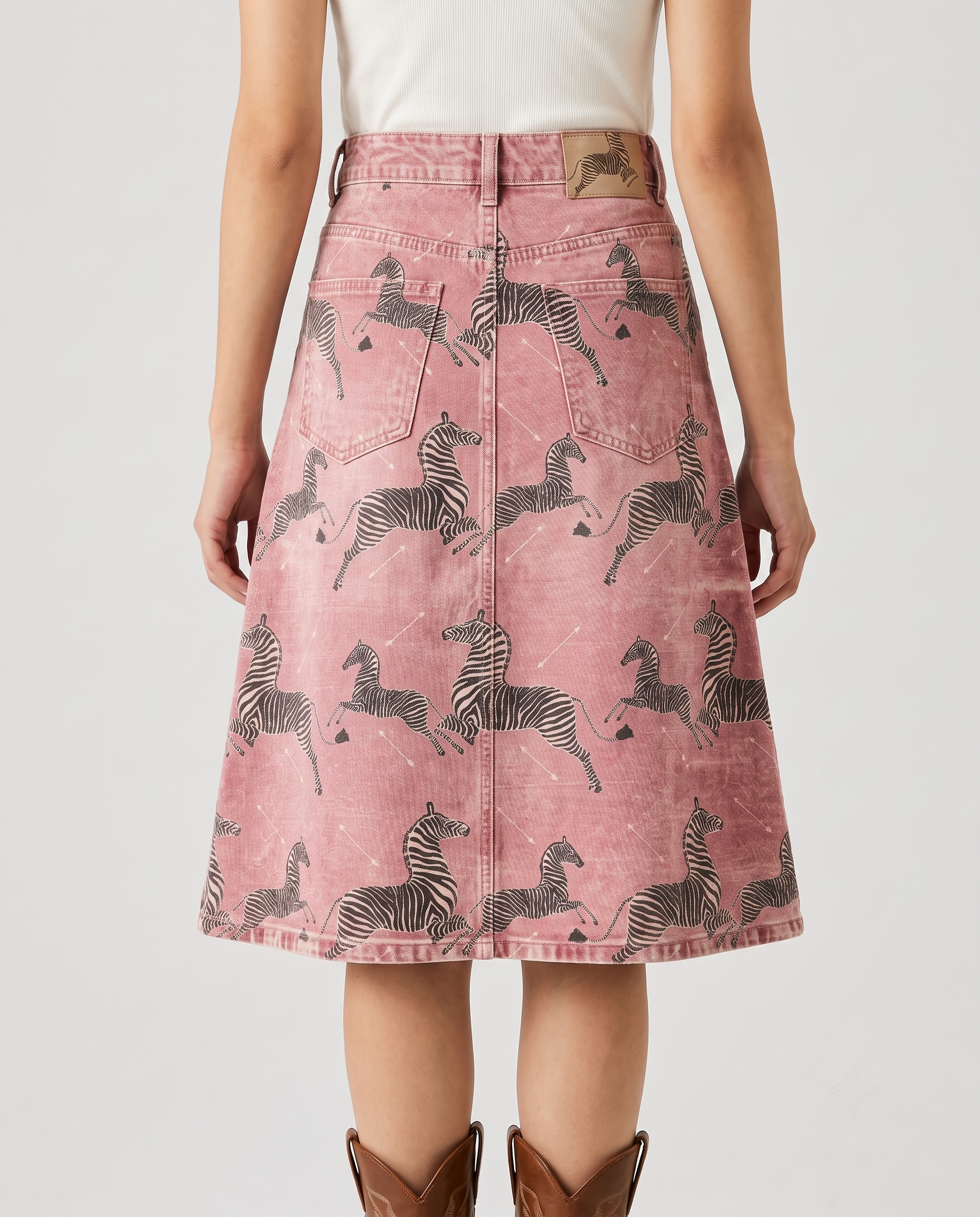 Red Zebras RB-SKT03 – Back View – Jessie – Pink