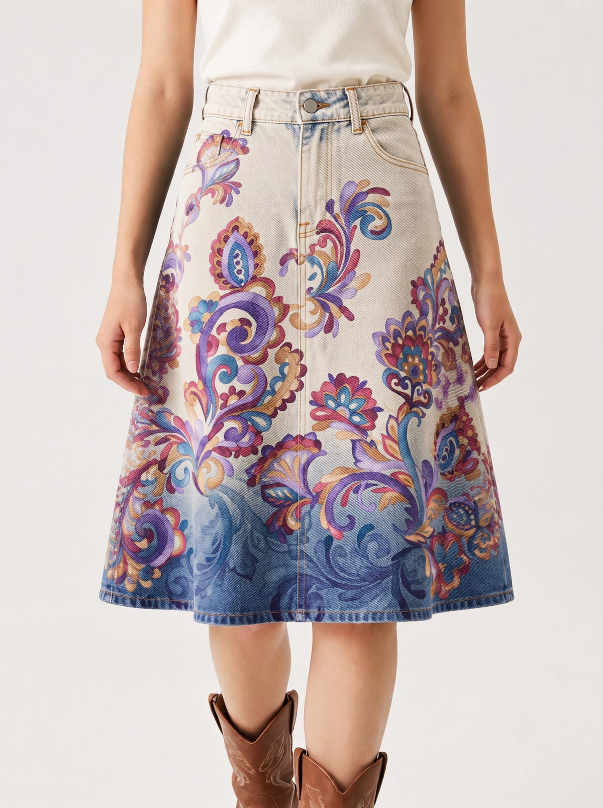 Lariat Thistle Light 2 RB-SKT03 – Front View – Riley – light wash denim with gradient blue hem