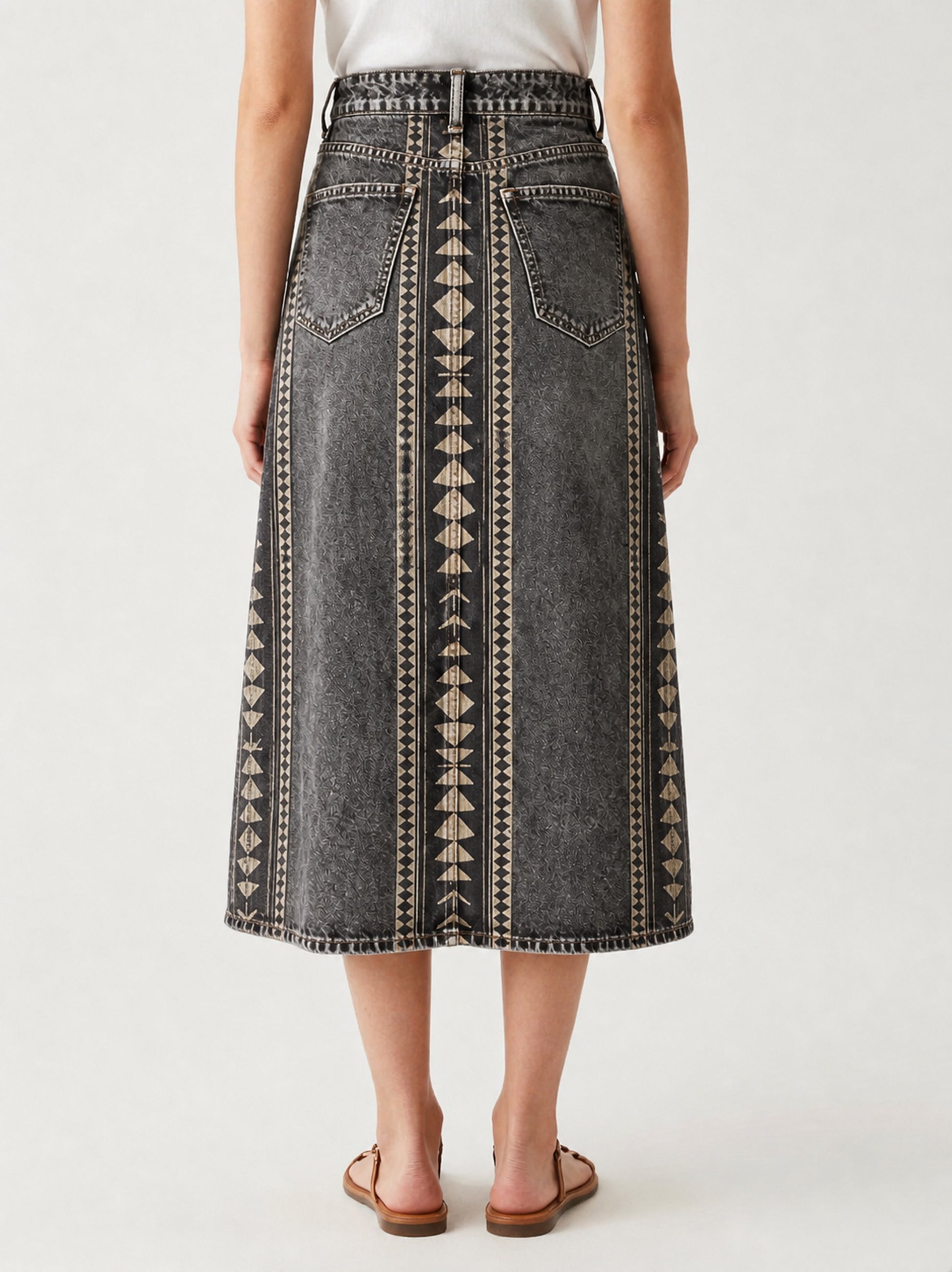 Desert Mirage Charcoal RB-SKT10 – Back View – Riley – Charcoal Gray