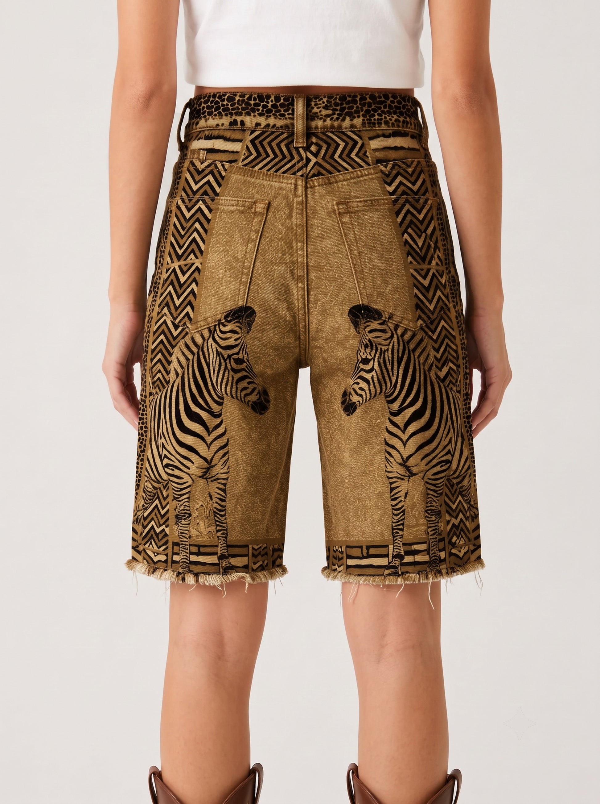 Zebra Trail RB-BOT08 – Back View – Riley – gold, black