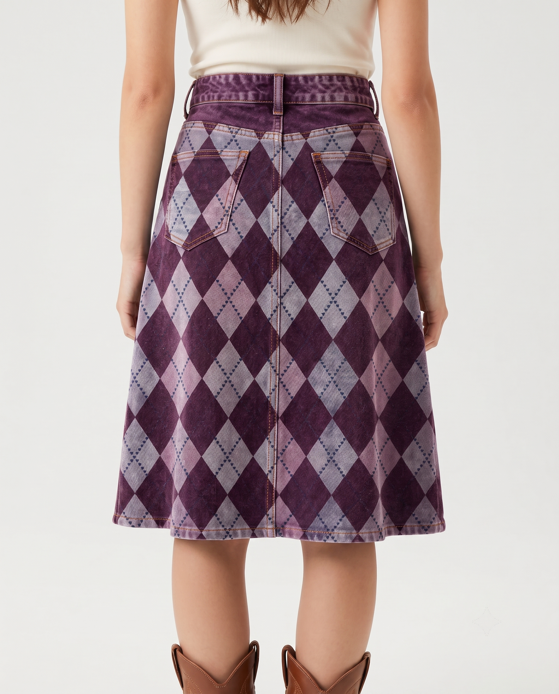 Purple Diamonds RB-SKT03 – Back View – Jessie – Dark Purple