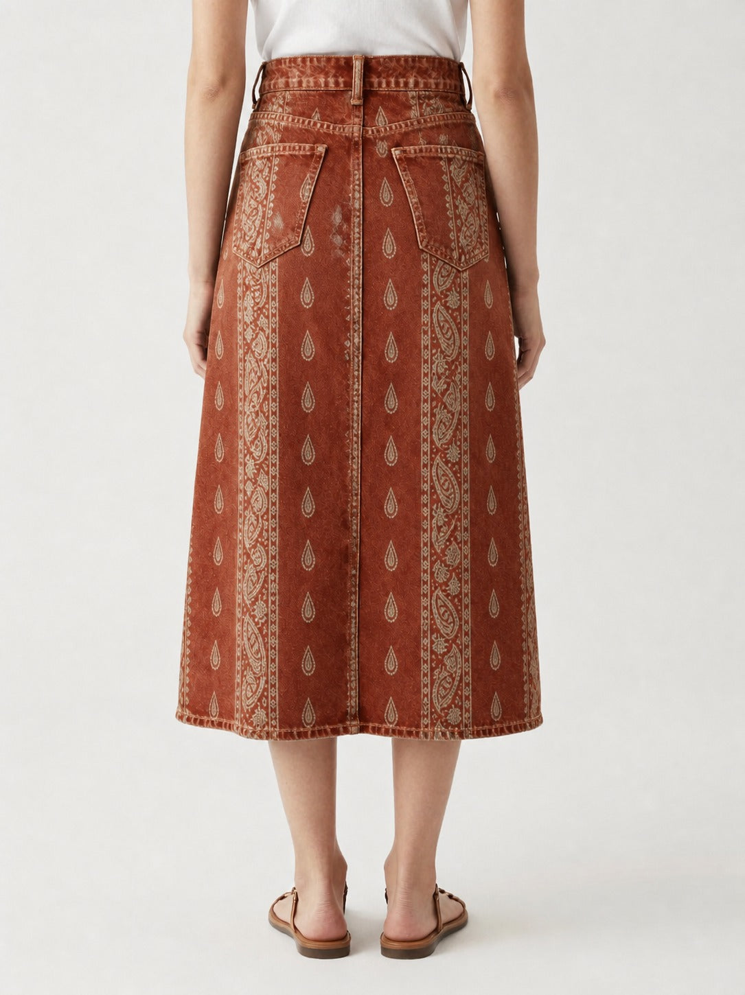 Prairie Mirage RB-SKT10 – Back View – Riley – rust