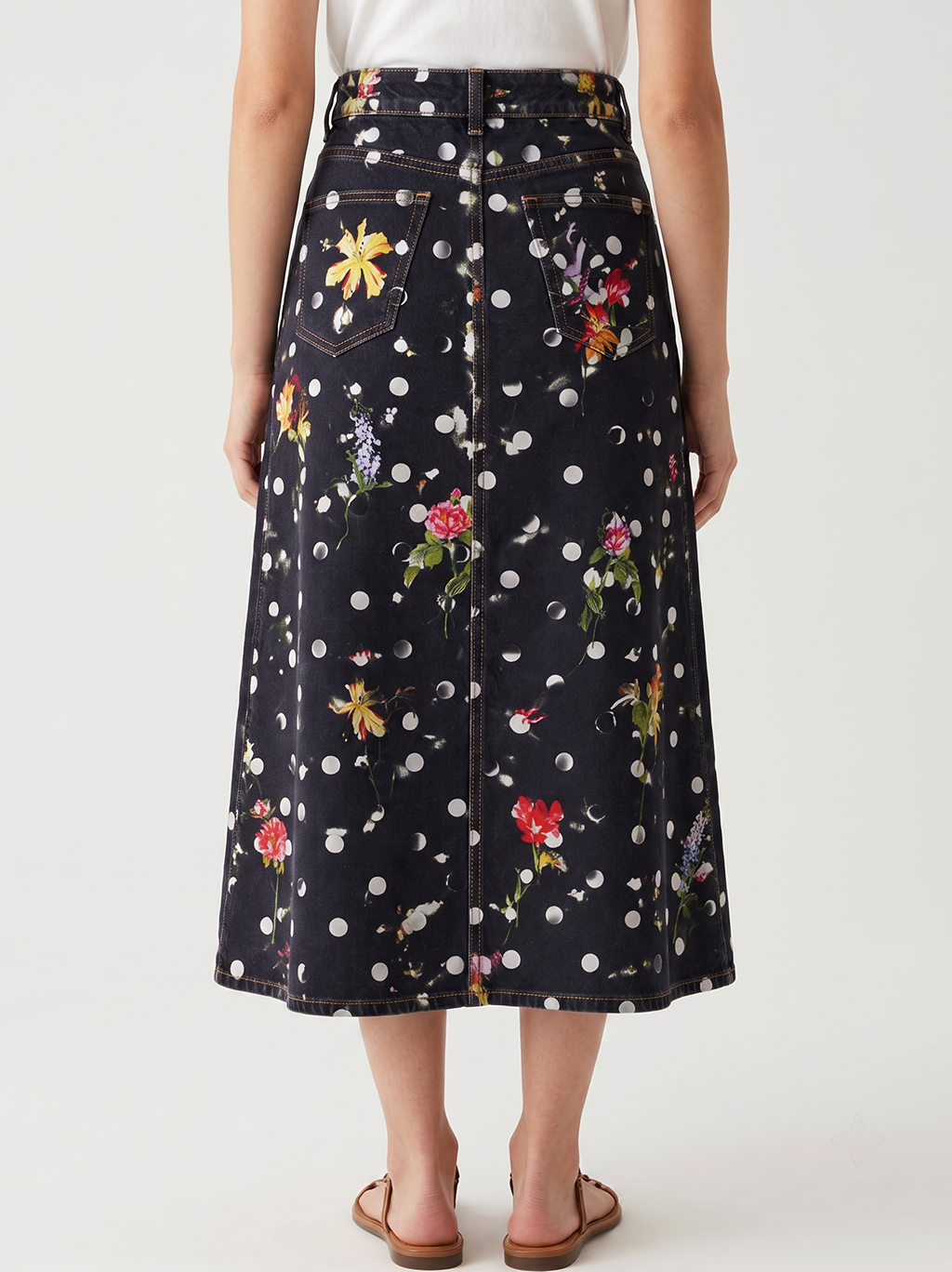 Cactus Bloom Navy RB-SKT10 – Back View – Jessie – navy
