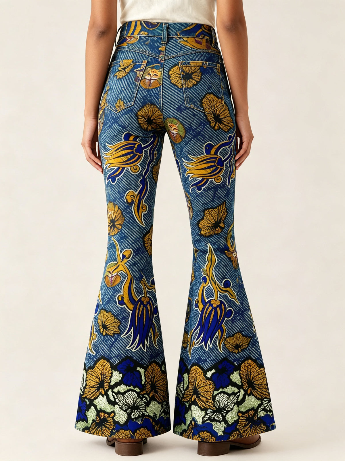 Coyote Mirage RB-BOT04 – Back View – Riley – blue, gold, black