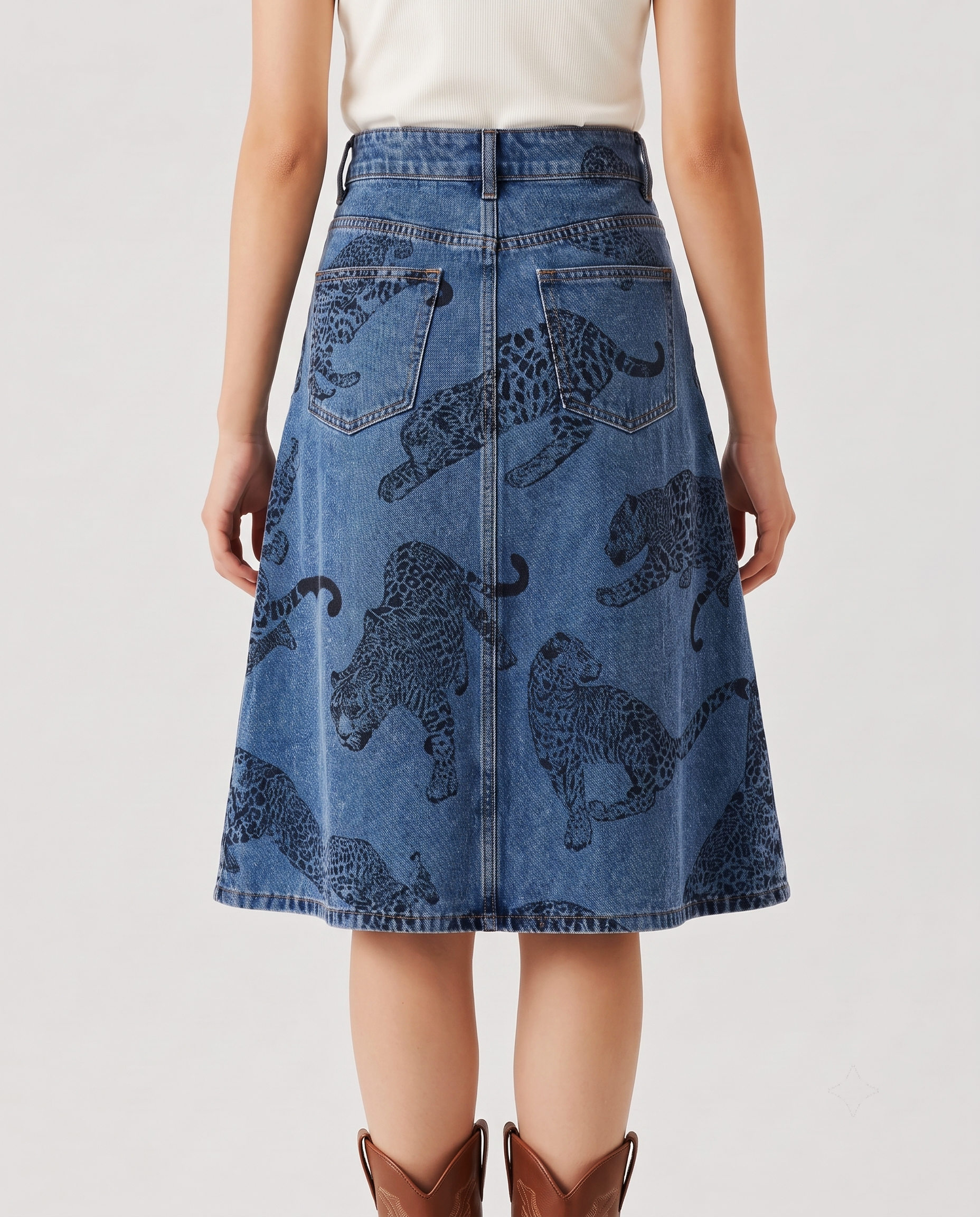 Wildcat Denim RB-SKT03 – Back View – Riley – Medium Blue