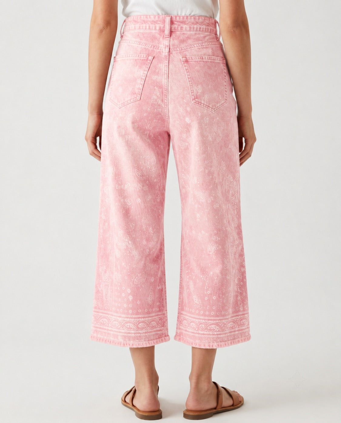 Cactus Mirage Pink Bandana RB-BOT24 – Back View – Riley – Pink