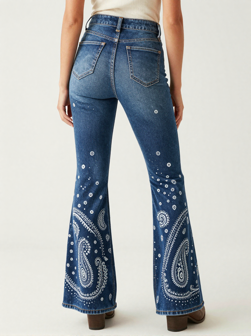 Midnight Navy Bandana RB-BOT04 – Back View – Jessie – Navy / White