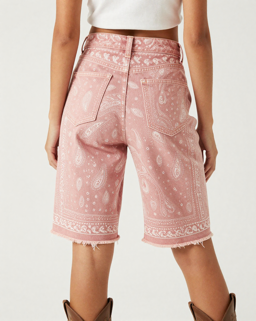 Dusty Pink Bandana RB-BOT08 – Back View – Jessie – Pink / White