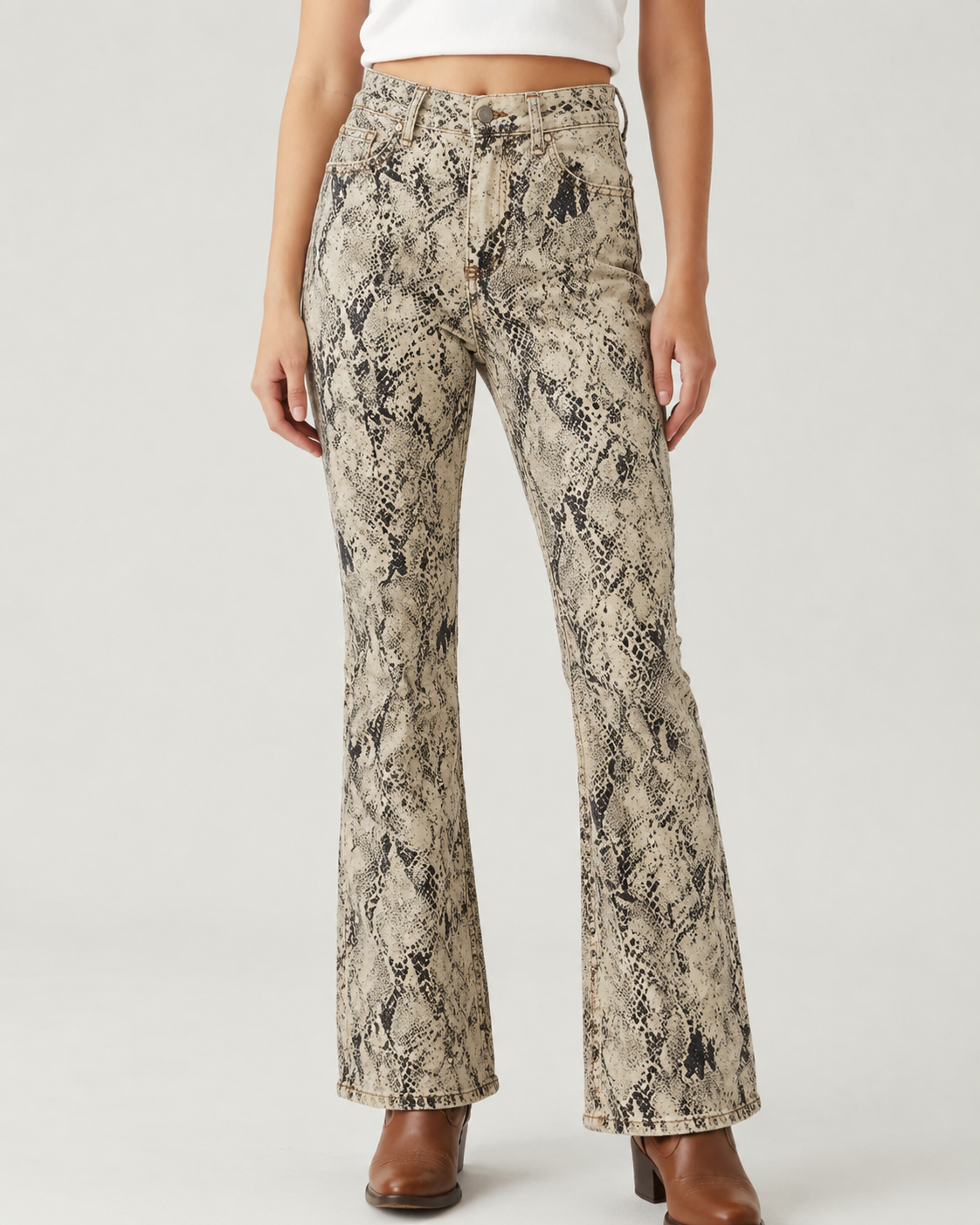 Desert Viper Bootcut Jeans – Front View – Riley – Light Wash