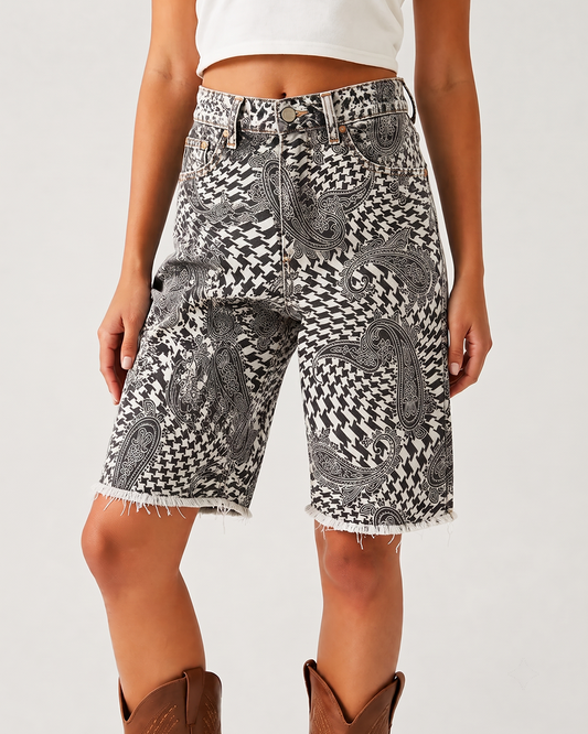 Paisley Plains RB-BOT08 – Front View – Riley – Black and White