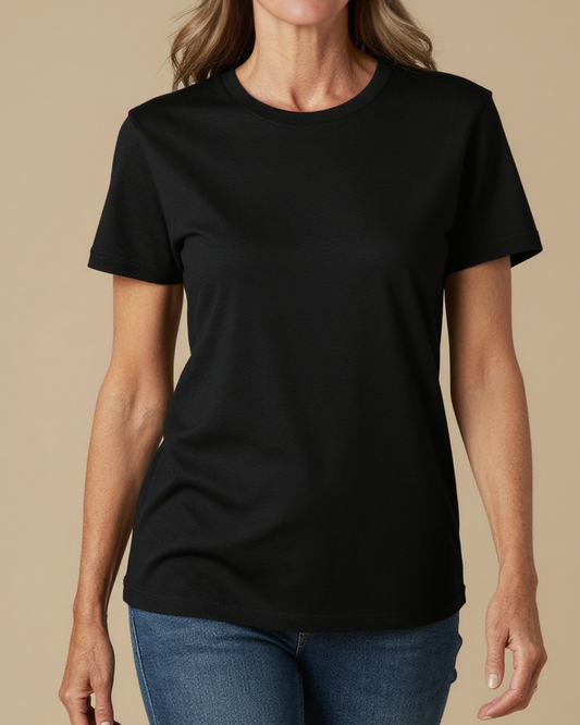 She Runs This Washed Tee – Front View – Dottie
